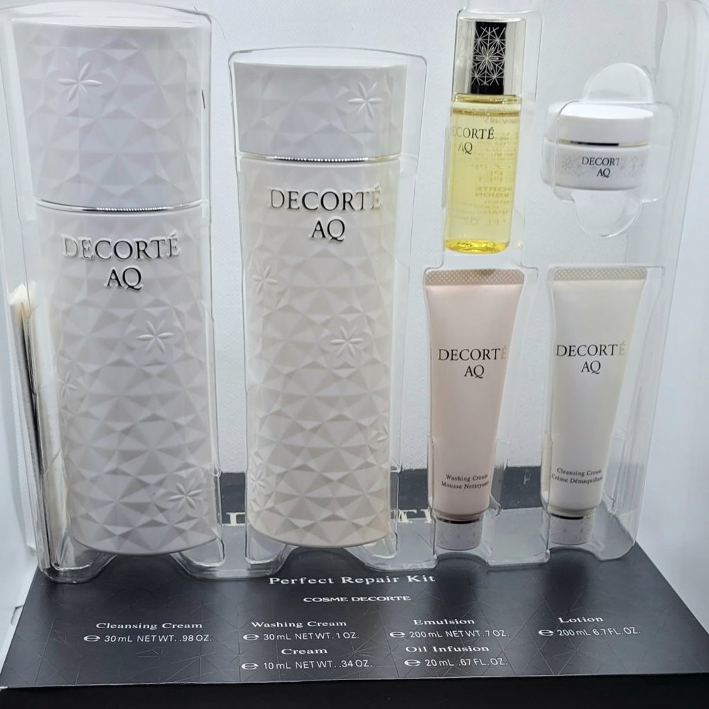 DECORTE COSMETICS